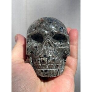 Yooperlite Skull with CRAZY GOOD UV REACTION